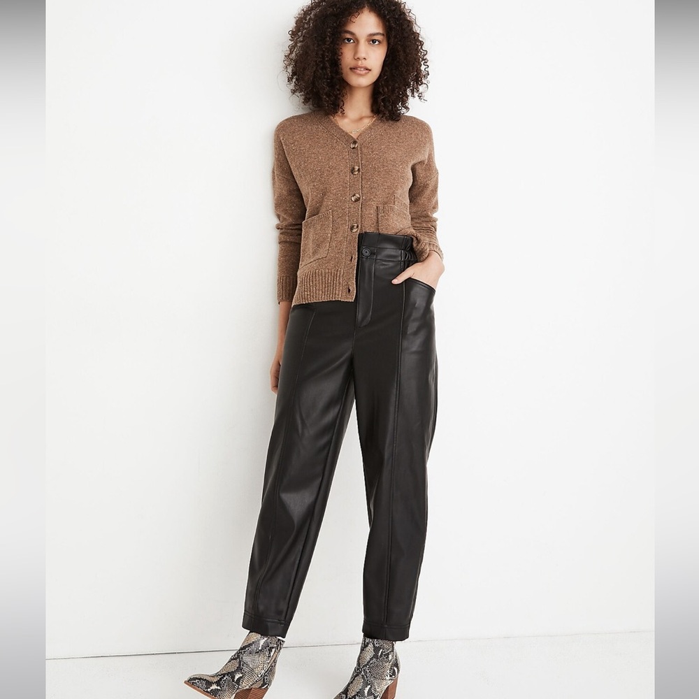 NWT Madewell Black Paperbag Faux Leather Pants, size 4
